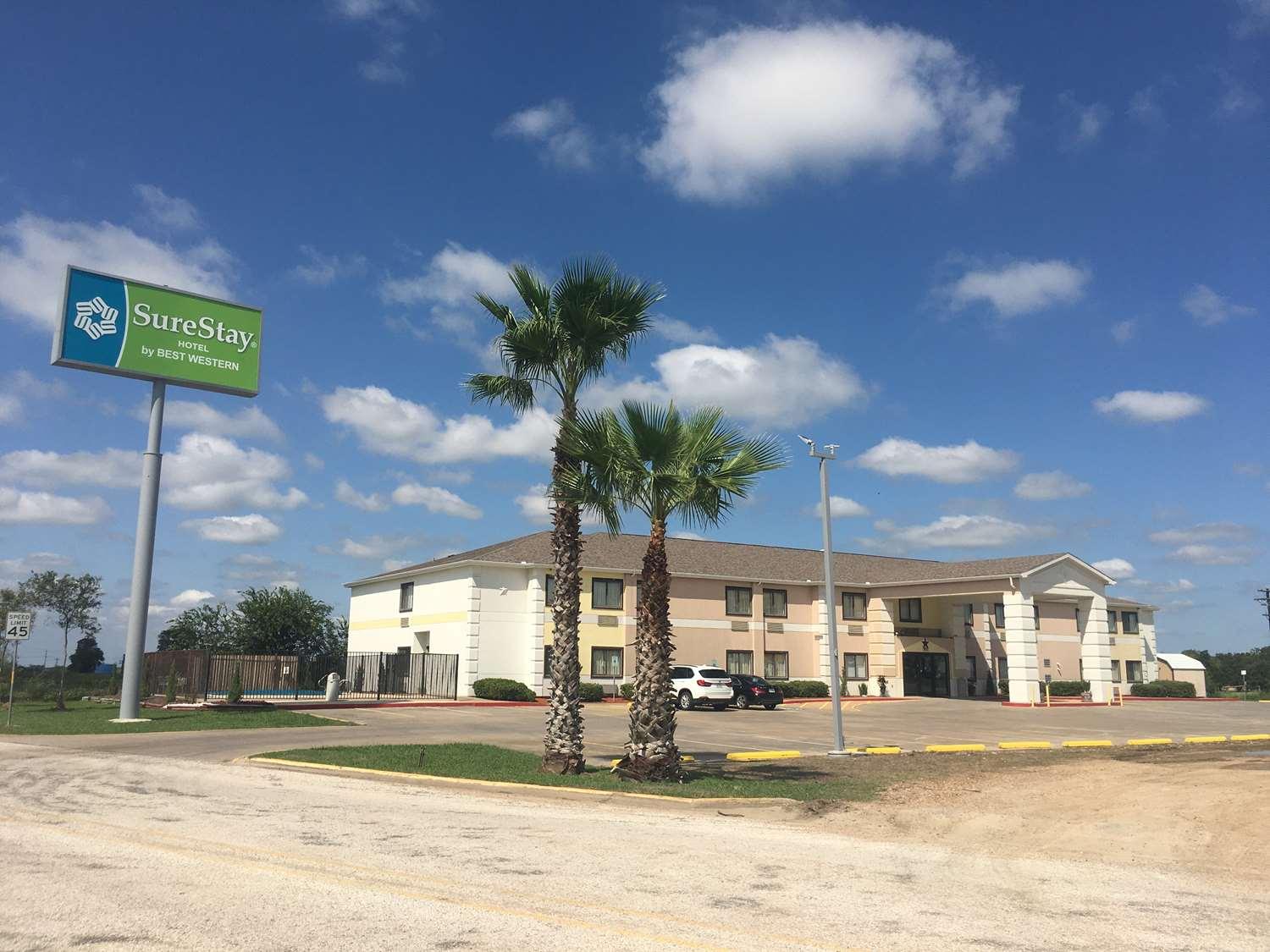 Surestay Hotel By Best Western Weimar Exterior photo